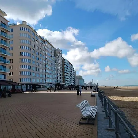 'east' Kortbij De Zee